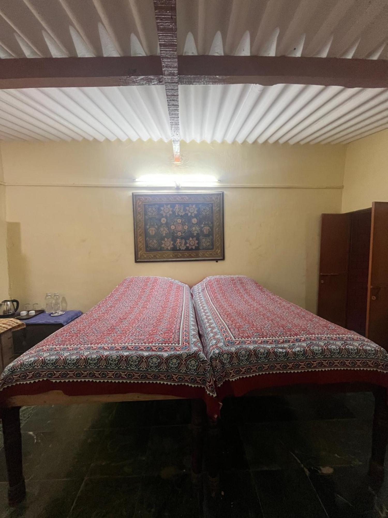 Sharad Baug Homestay Bhuj Εξωτερικό φωτογραφία